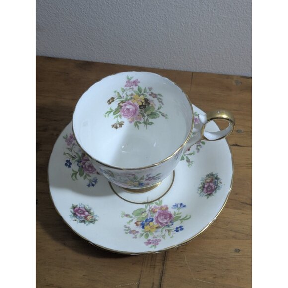 Delphine Bone China Floral Tea Cup & Saucer Set England Gold Trim Vintage - Picture 13 of 16